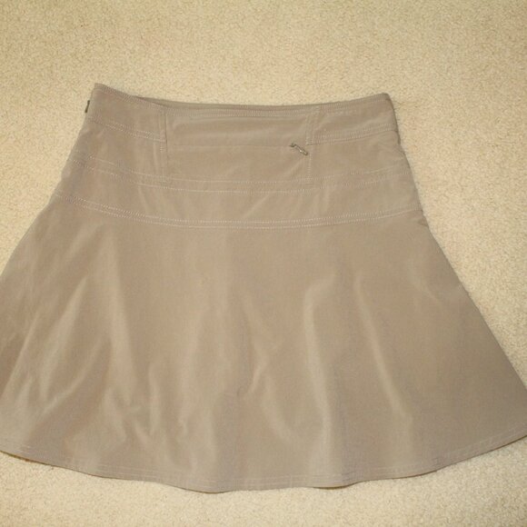 Athleta Every Skort - Flattering!! (size 4) - Picture 5 of 6